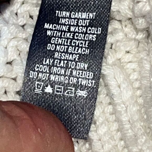 Aerie Womens Chunky Cable Knit Crew Neck Creamy White Pullover Sweater Size M - Picture 10 of 15